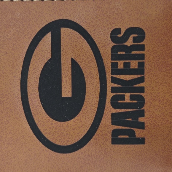 Green Bay Packers Brown Leather Card Holder - Picture 7 of 16